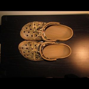 Camouflage Crocs